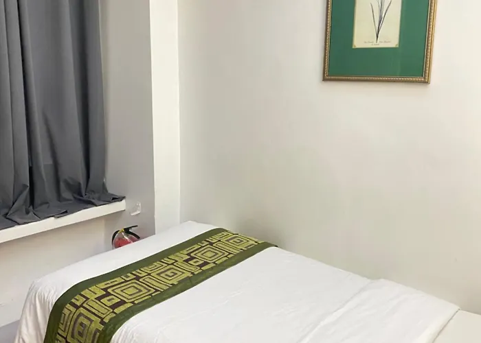 Hotel Comfy Manila-kalaw 3*