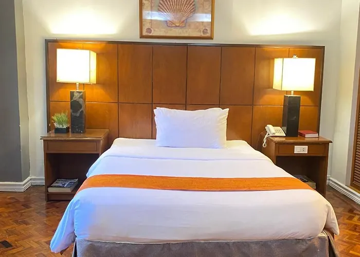 Comfy Manila-kalaw Hotel