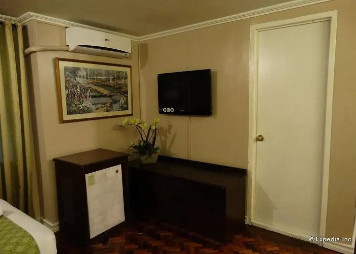 Comfy Manila-kalaw Hotel 3*