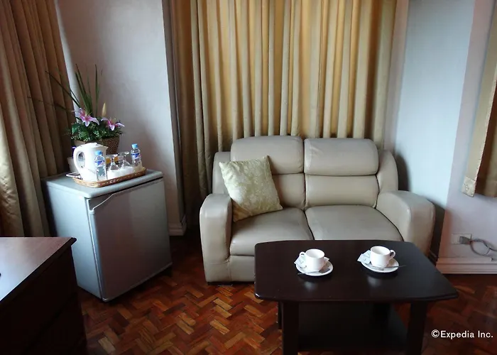 Comfy Manila-kalaw Hotel 3*
